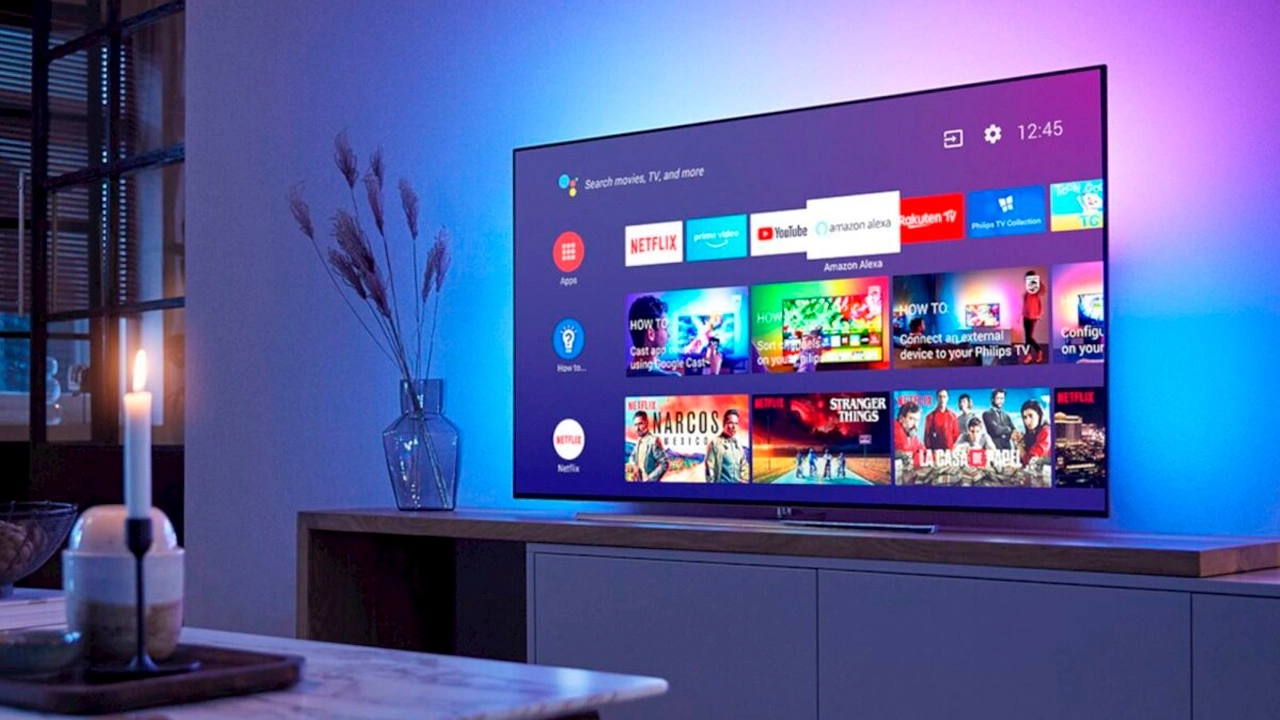 Is your smart TV turning on and off by itself? Here`s the solution