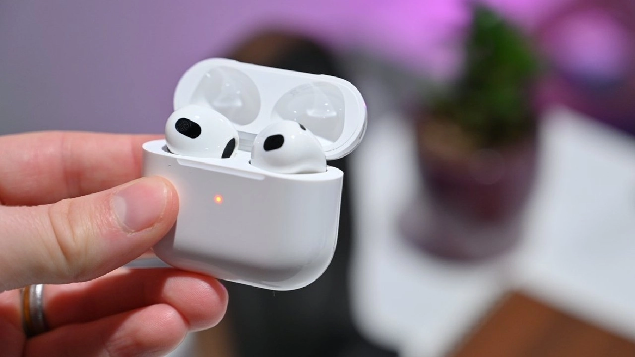 Budget-friendly AirPods 4 is coming from Apple!